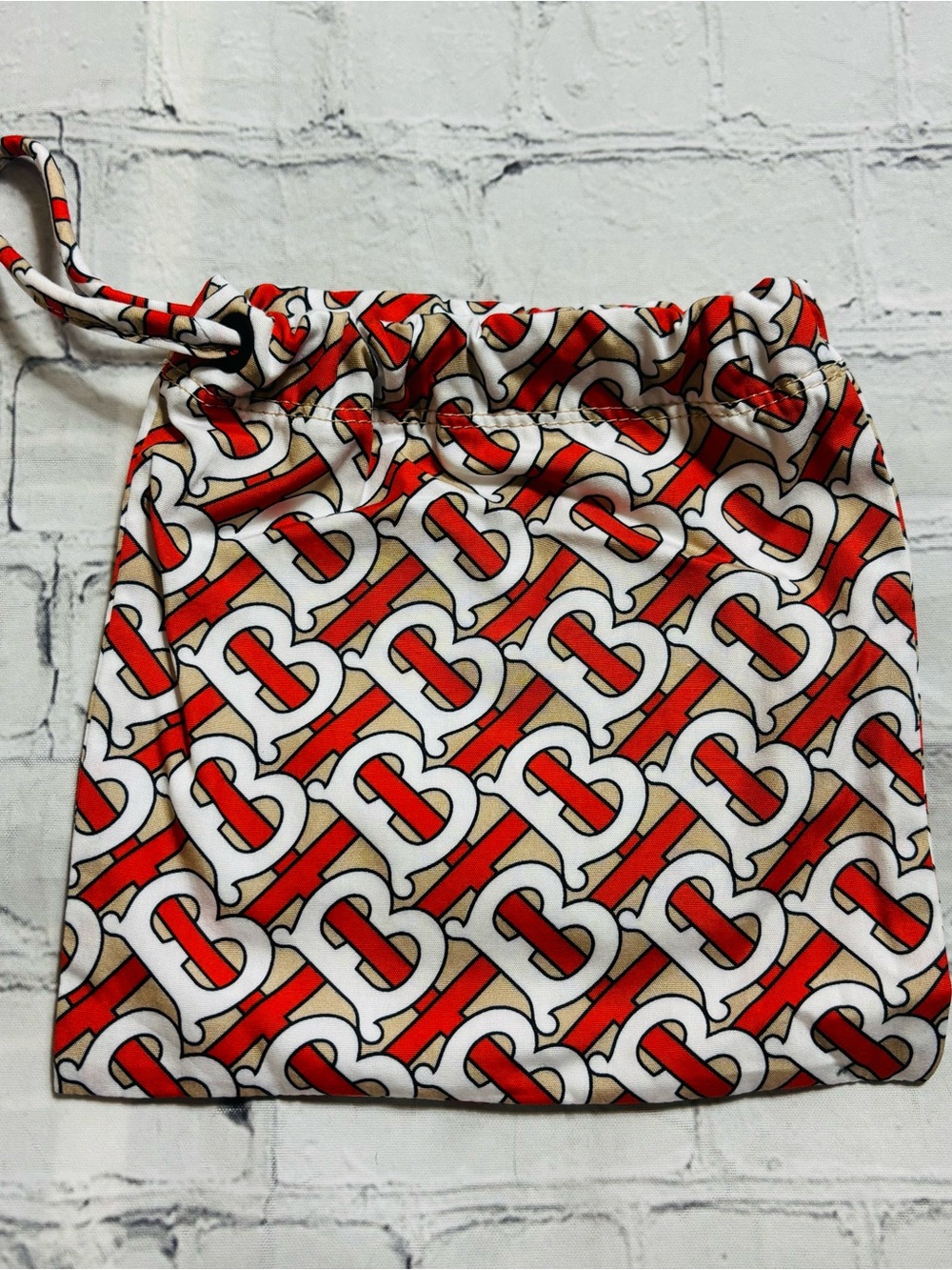 Burberry TB Monogram Print Face Mask & Drawstring Bag Logo Tan Orange White NWT - Picture 5 of 14